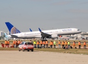 N48127, Boeing 757-200, United Airways