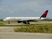 N718TW, Boeing 757-200, Delta Air Lines