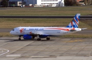 TC-IZA, Airbus A320-200, IZair