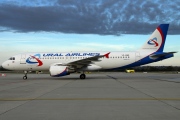 VP-BBQ, Airbus A320-200, Ural Airlines