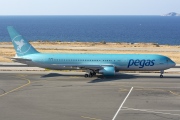 VP-BOY, Boeing 767-300ERF, Pegas Touristik