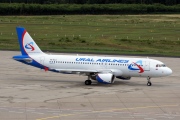VQ-BLO, Airbus A320-200, Ural Airlines