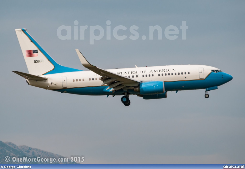 05-0932, Boeing C-40B (737-700/BBJ), United States Air Force