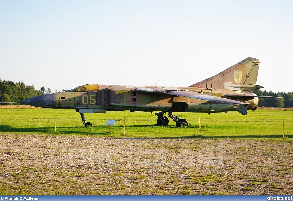 05, Mikoyan-Gurevich MiG-23MF, Ukrainian Air Force