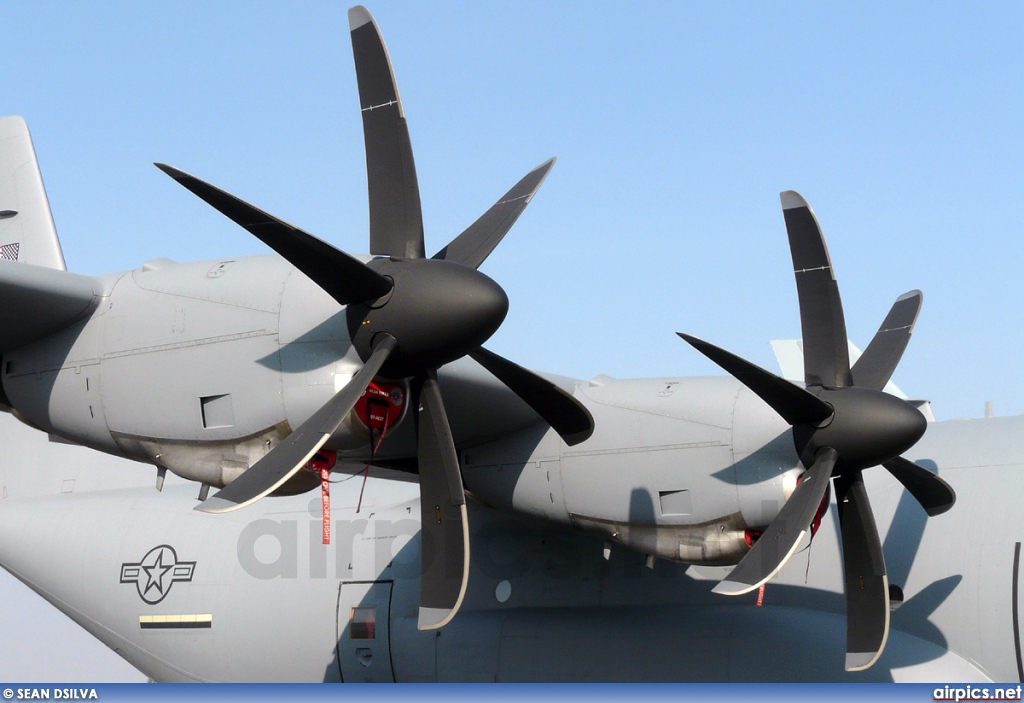 07-4637, Lockheed C-130J-30 Hercules, United States Air Force