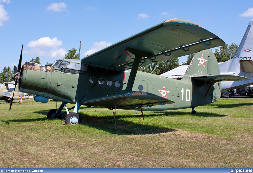 10, Antonov An-2, Hungarian Air Force