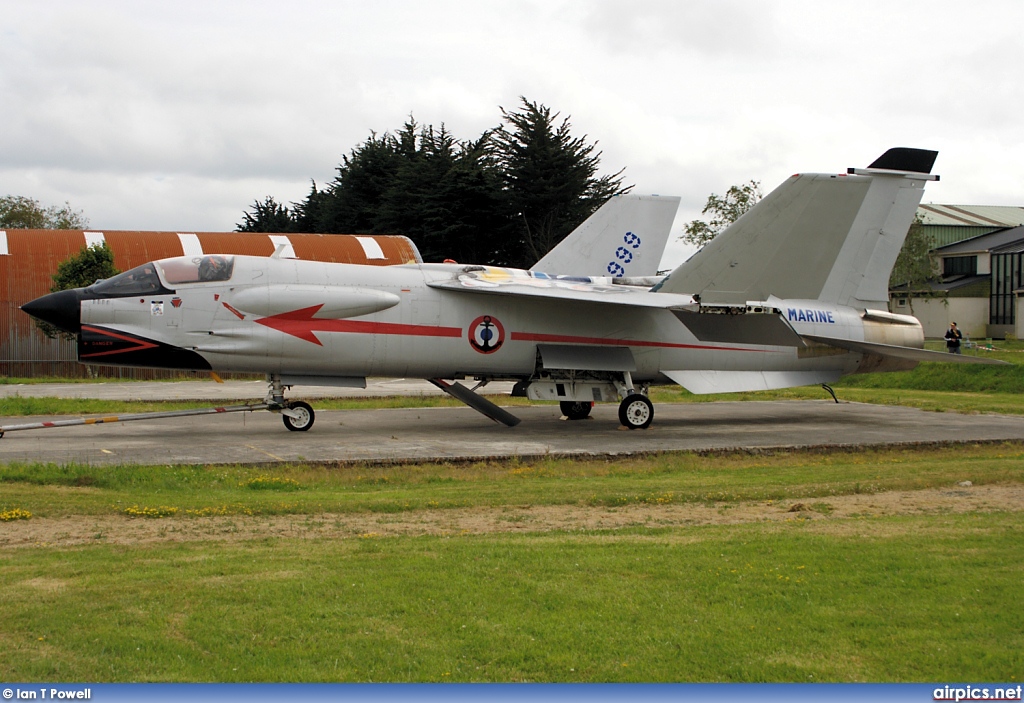 11, Ling-Temco-Vought F-8P Crusader, French Navy - Aviation Navale