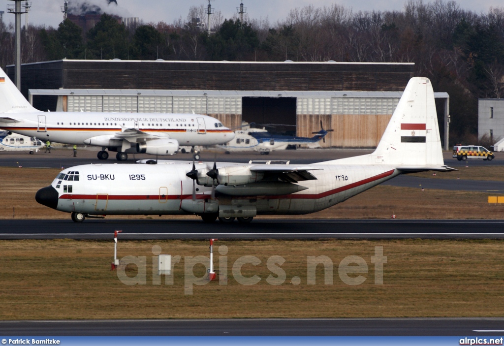 1295, Lockheed C-130H-30 Hercules, Egyptian Air Force