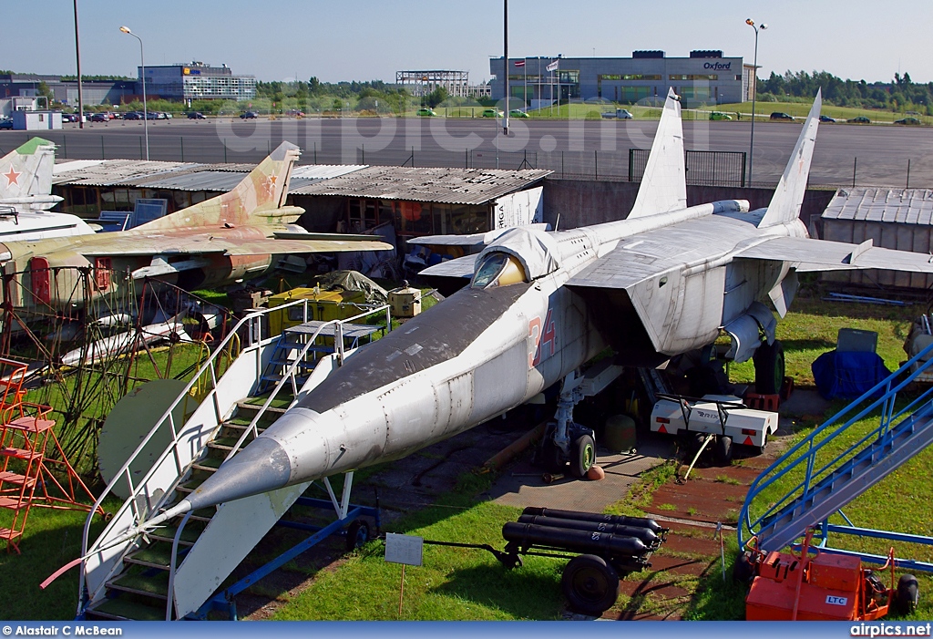 34, Mikoyan-Gurevich MiG-25RBS, Russian Air Force