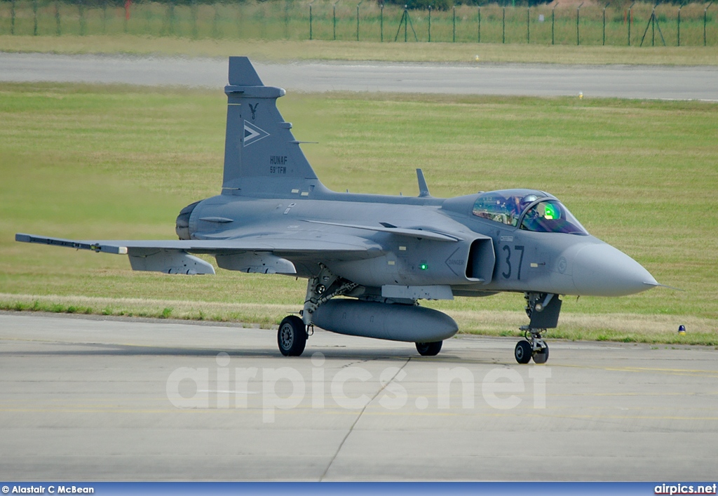 37, Saab JAS 39C Gripen, Hungarian Air Force