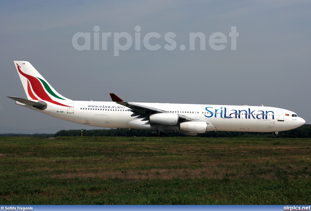 4R-ADB, Airbus A340-300, SriLankan