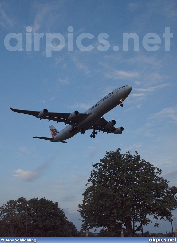 4R-ADF, Airbus A340-300, SriLankan