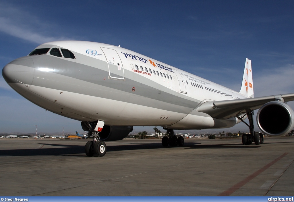 4X-ABE, Airbus A330-200, Israir