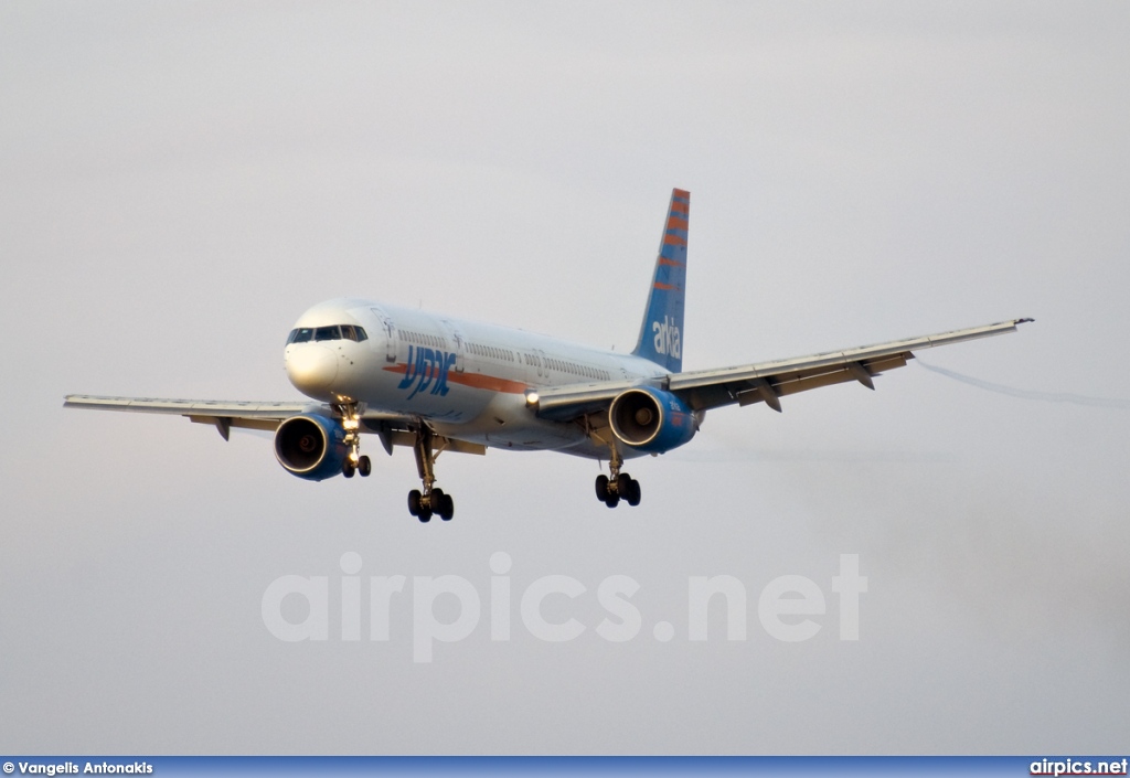 4X-BAU, Boeing 757-300, Arkia Israeli Airlines