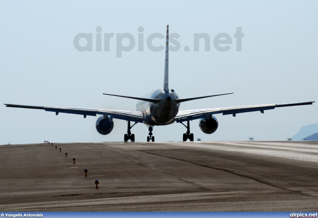 4X-BAU, Boeing 757-300, Arkia Israeli Airlines