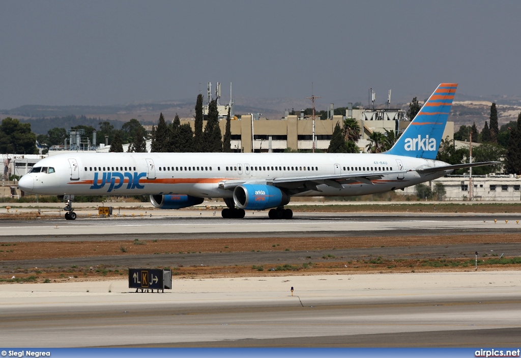 4X-BAU, Boeing 757-300, Arkia Israeli Airlines