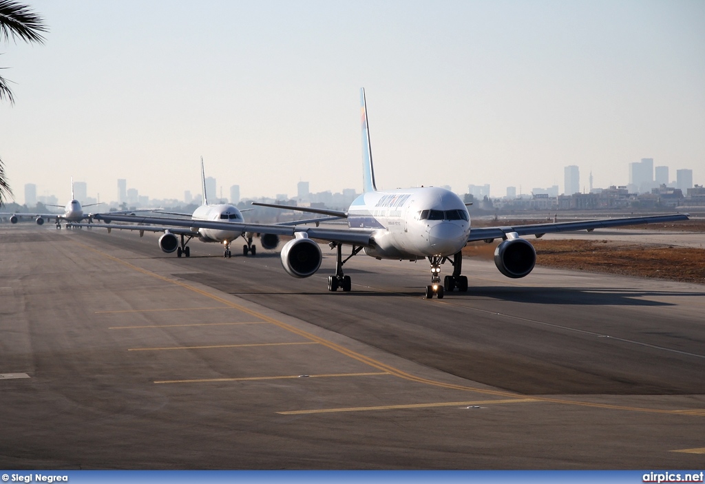 4X-EBM, Boeing 757-200, Sun d'Or International Airlines