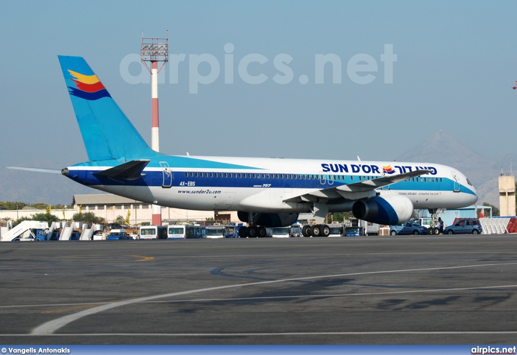 4X-EBS, Boeing 757-200, Sun d'Or International Airlines