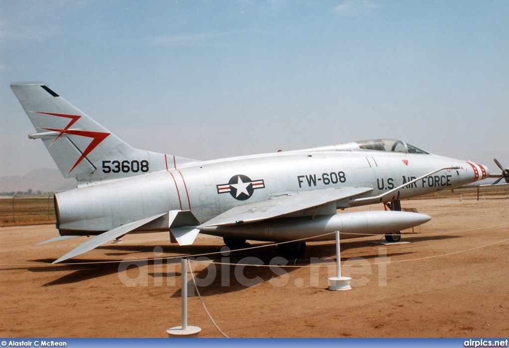 54-1786, North American F-100C Super Sabre, United States Air Force