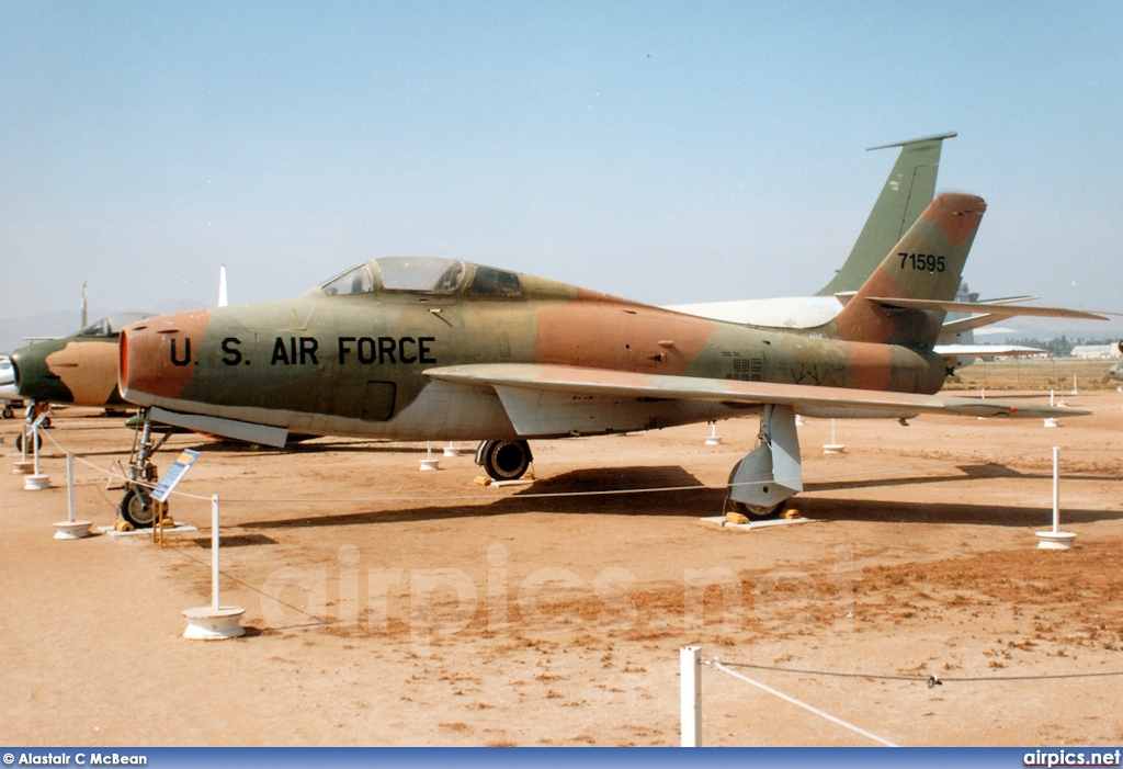 54-9432, Republic F-84F Thunderstreak, United States Air Force