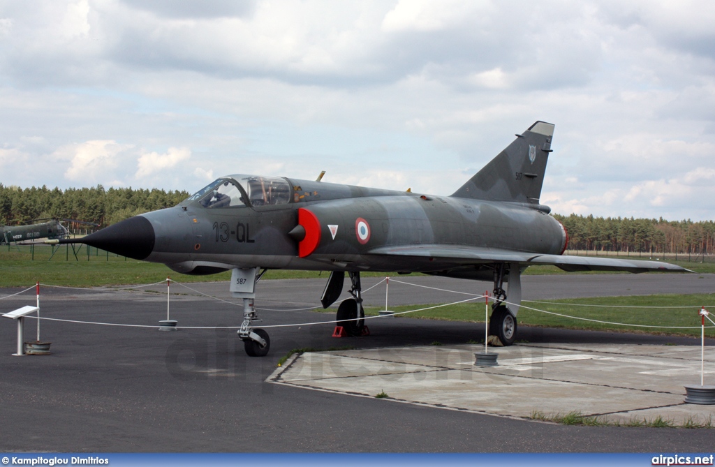587, Dassault Mirage IIIE, French Air Force