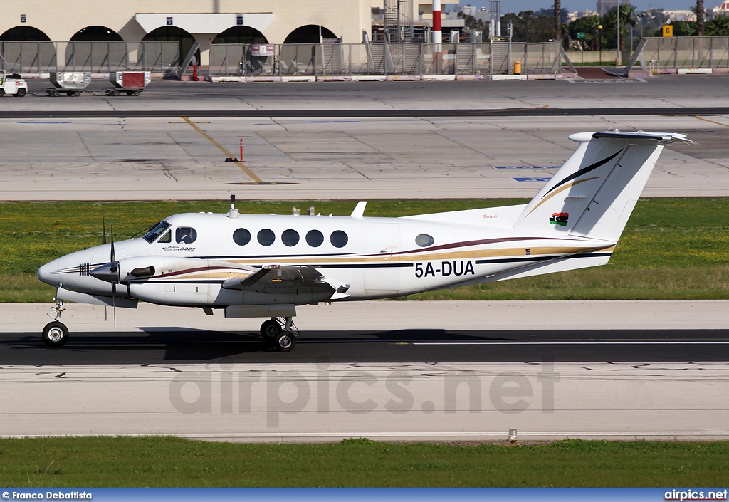 5A-DUA, Beechcraft 200 Super King Air, Private
