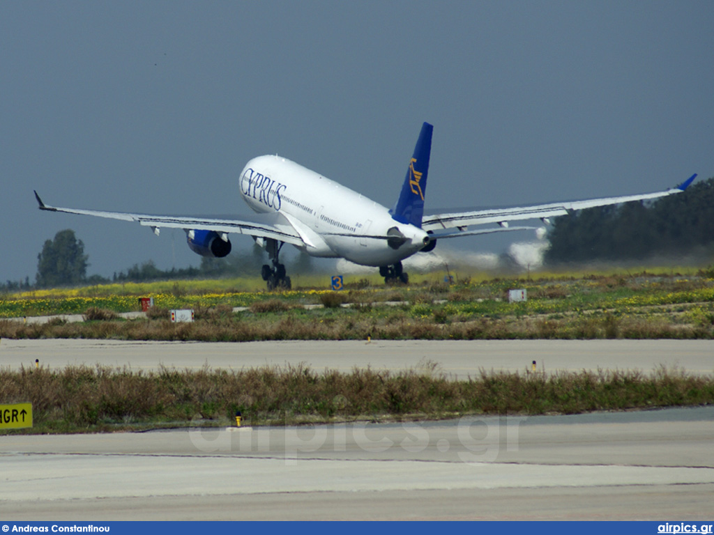 5B-DBT, Airbus A330-200, Cyprus Airways