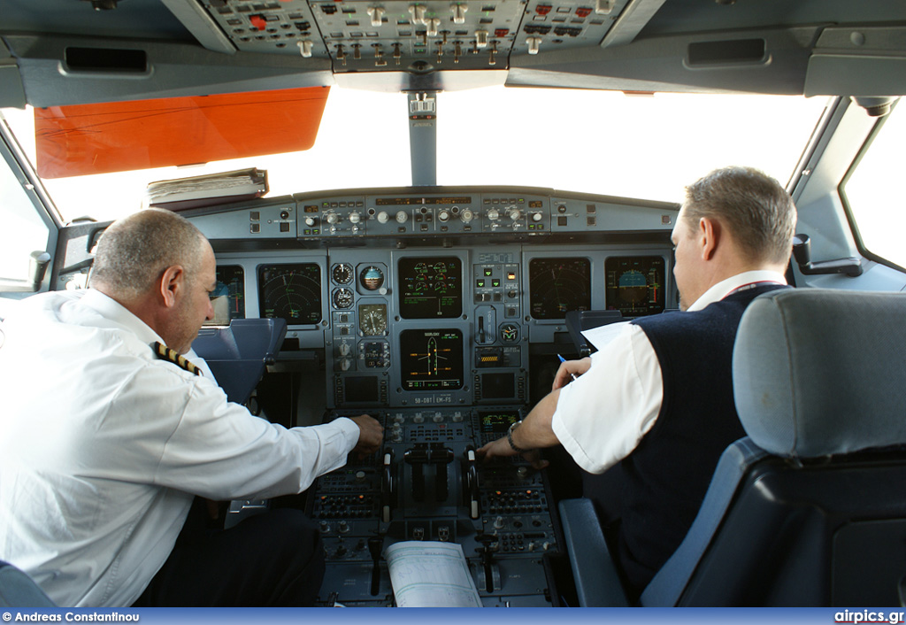 5B-DBT, Airbus A330-200, Cyprus Airways