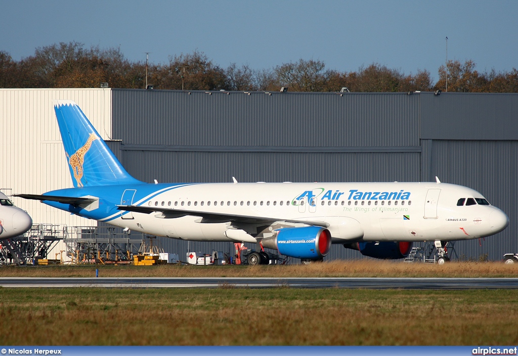 5H-MWH, Airbus A320-200, Air Tanzania