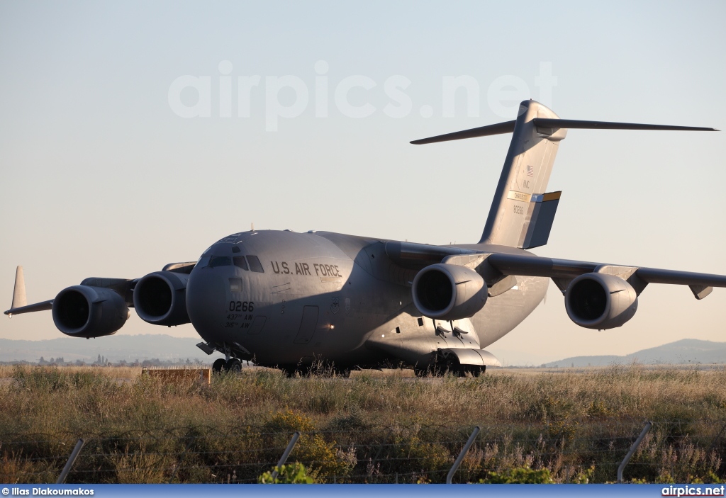 88-0266, Boeing C-17A Globemaster III, United States Air Force