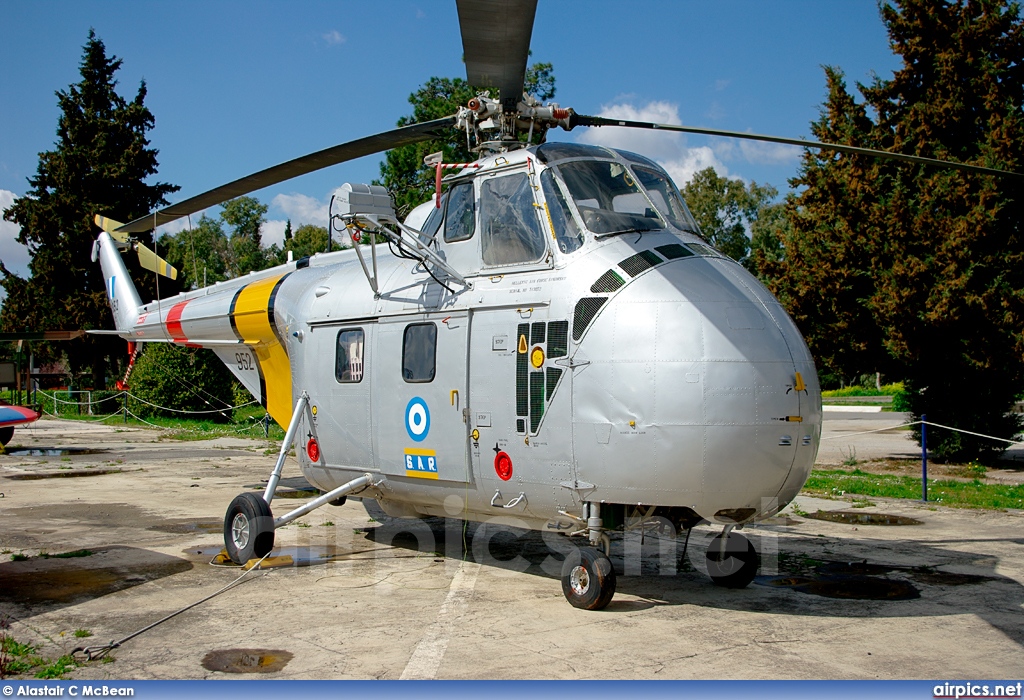 952, Sikorsky UH-19B, Hellenic Air Force