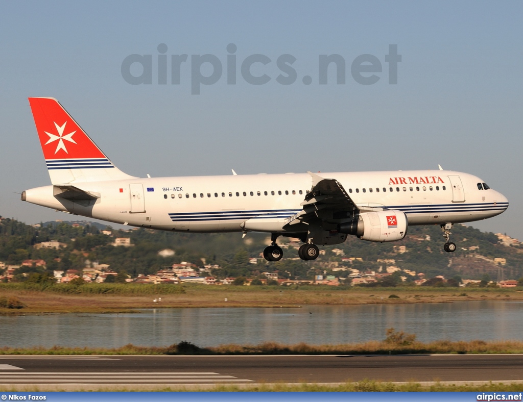 9H-AEK, Airbus A320-200, Air Malta