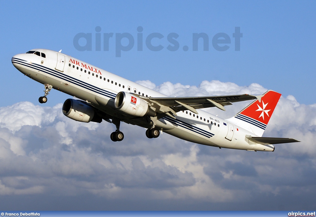 9H-AEO, Airbus A320-200, Air Malta