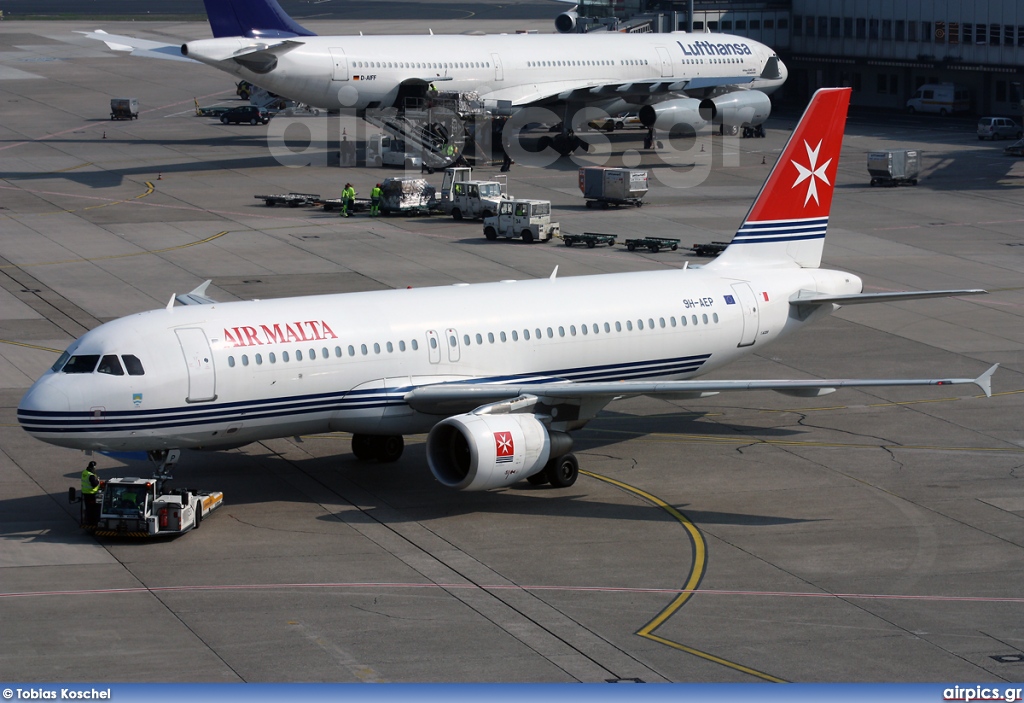 9H-AEP, Airbus A320-200, Air Malta