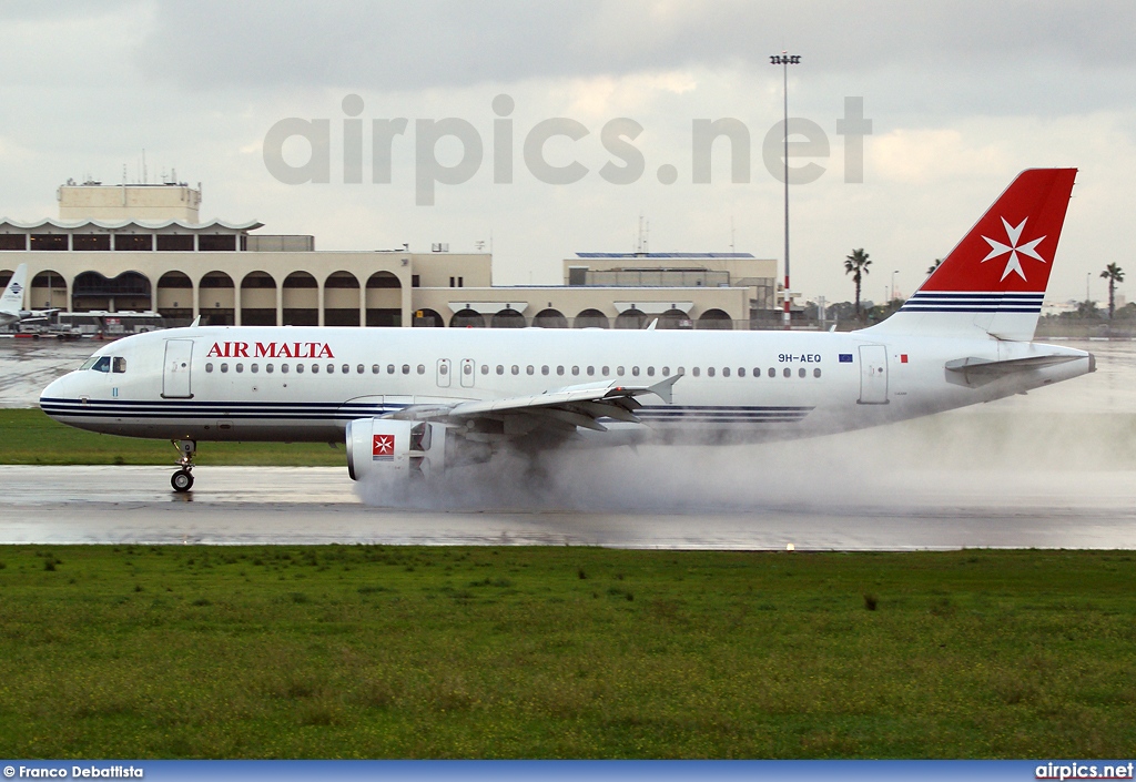 9H-AEQ, Airbus A320-200, Air Malta