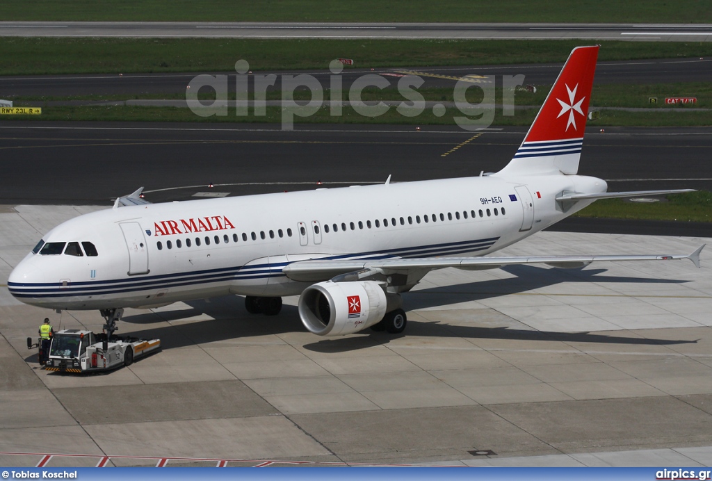 9H-AEQ, Airbus A320-200, Air Malta