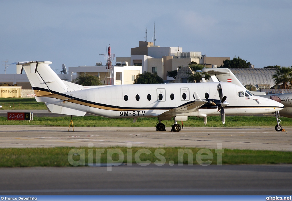 9M-STM, Beechcraft 1900-D, MHS Aviation