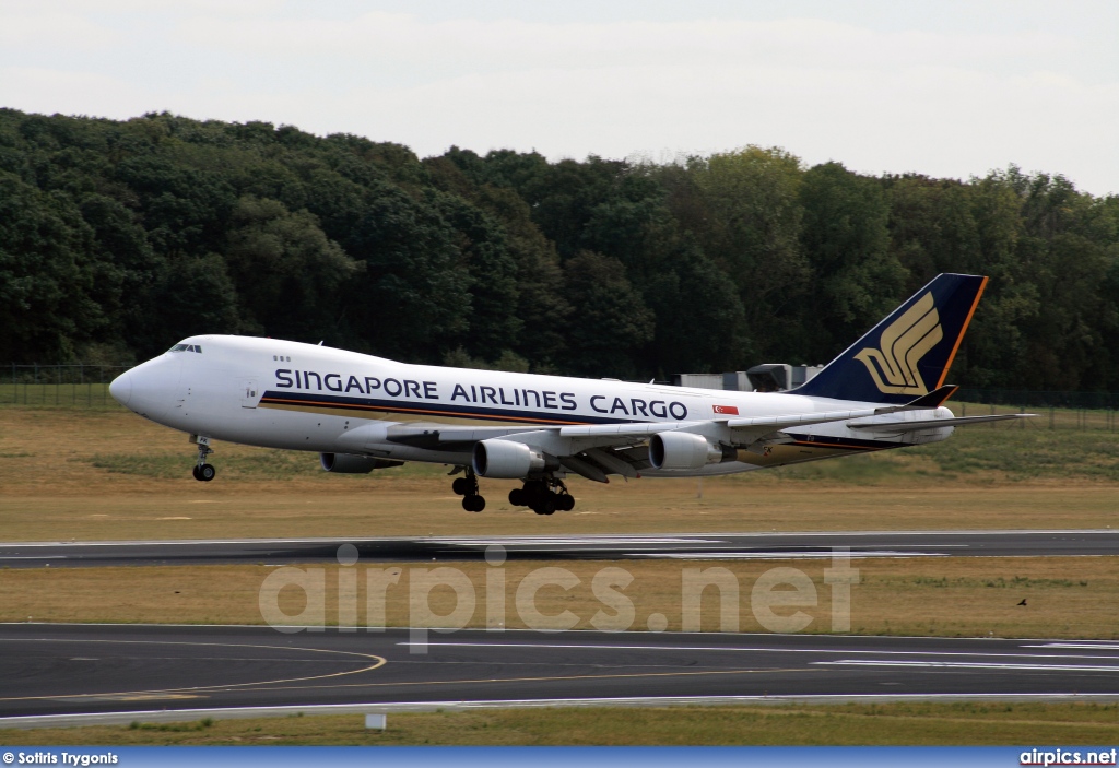 9V-SFK, Boeing 747-400F(SCD), Singapore Airlines Cargo