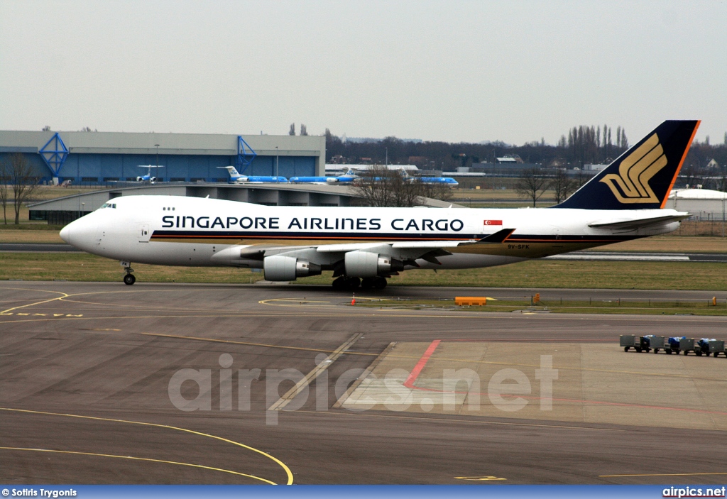 9V-SFK, Boeing 747-400F(SCD), Singapore Airlines Cargo