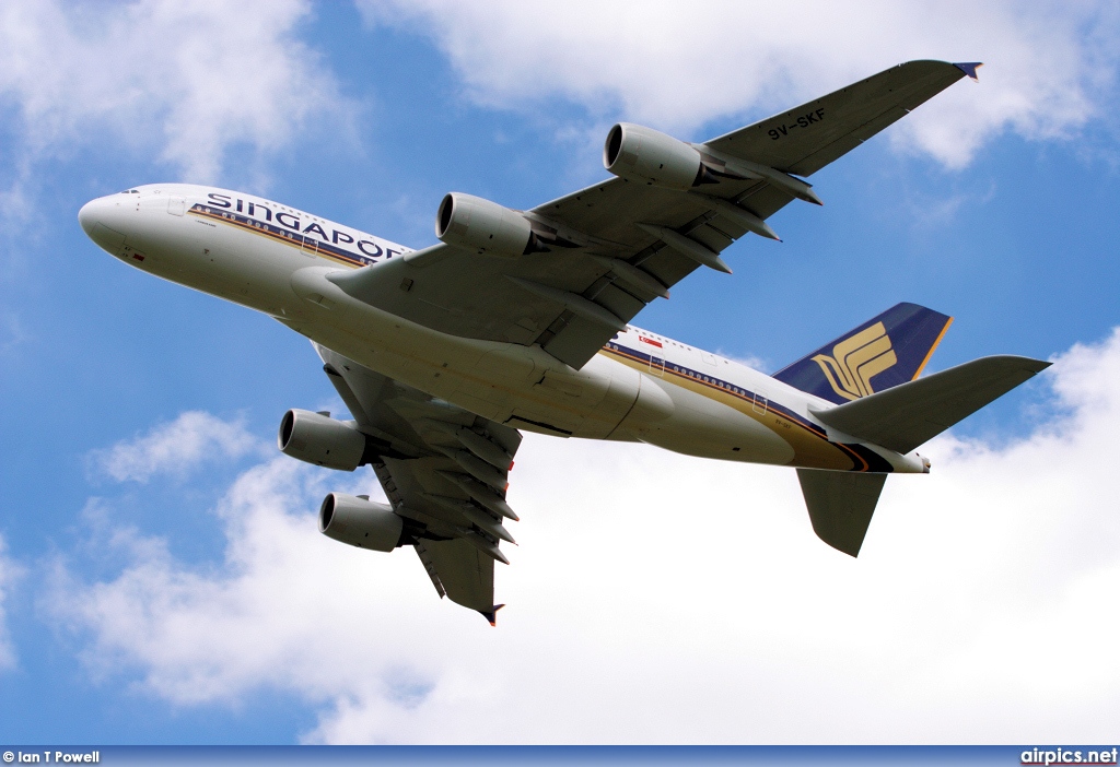 9V-SKF, Airbus A380-800, Singapore Airlines