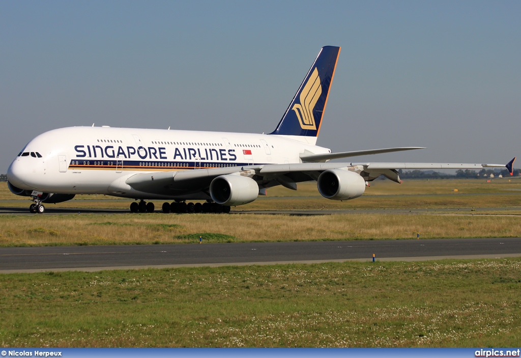 9V-SKH, Airbus A380-800, Singapore Airlines