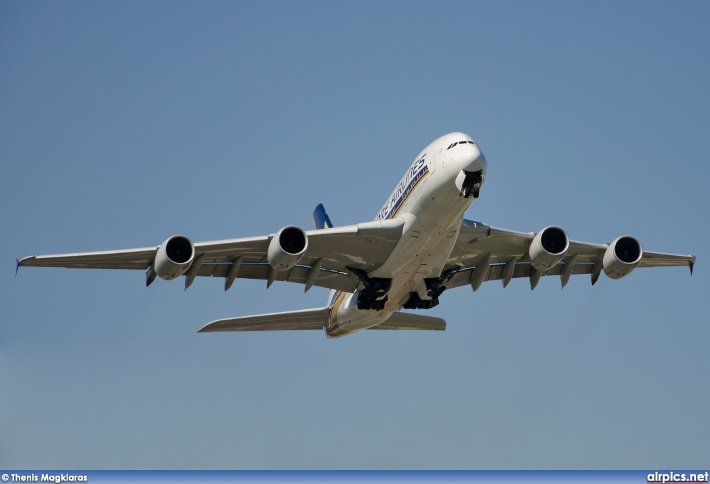 9V-SKN, Airbus A380-800, Singapore Airlines