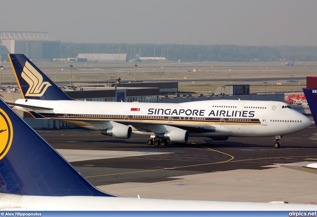 9V-SPQ, Boeing 747-400, Singapore Airlines