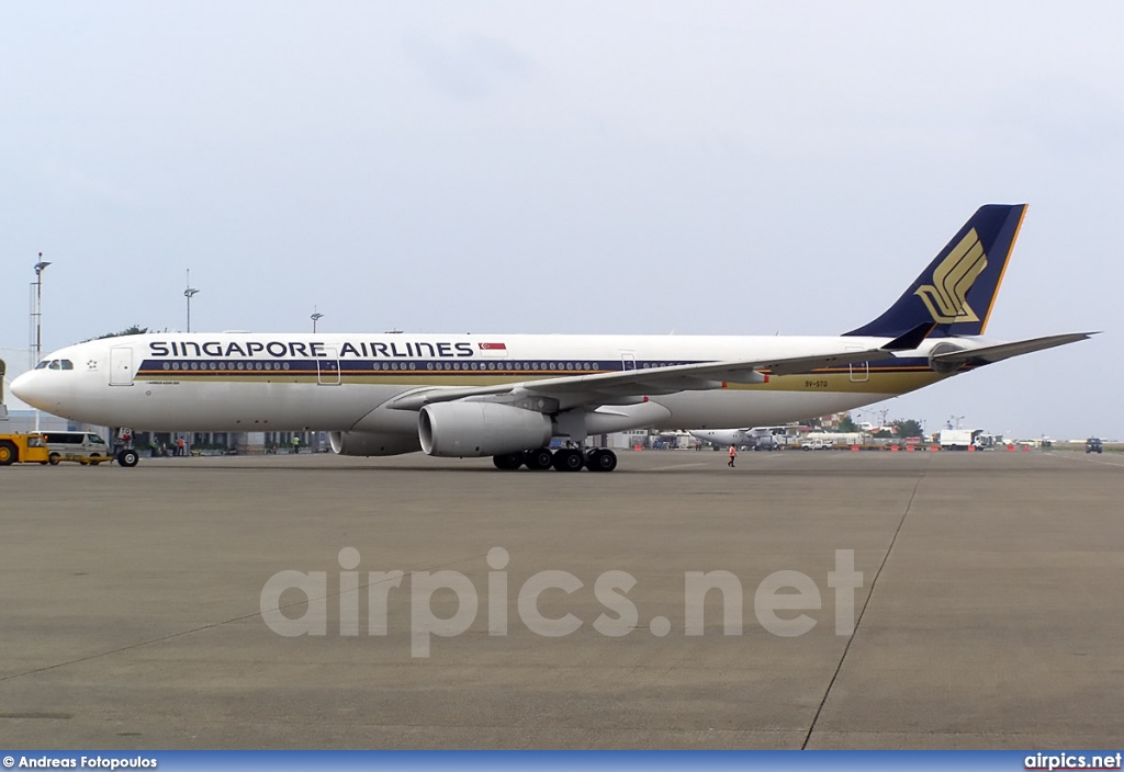 9V-STQ, Airbus A330-300, Singapore Airlines