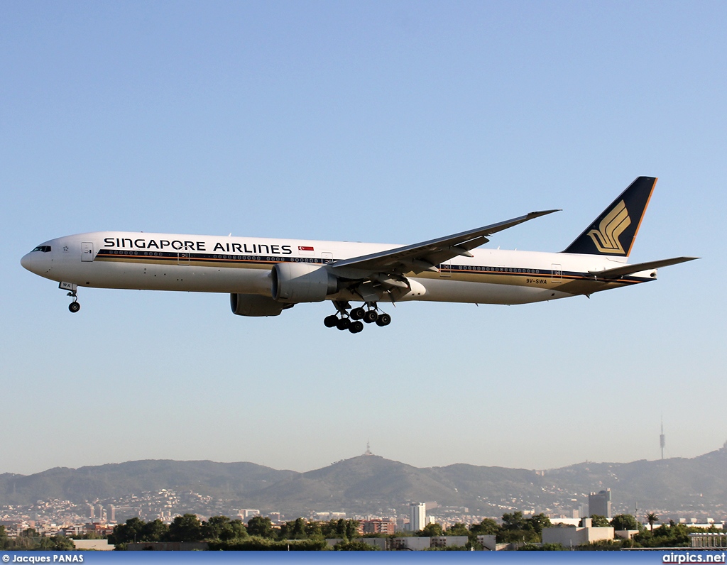 9V-SWA , Boeing 777-300ER, Singapore Airlines