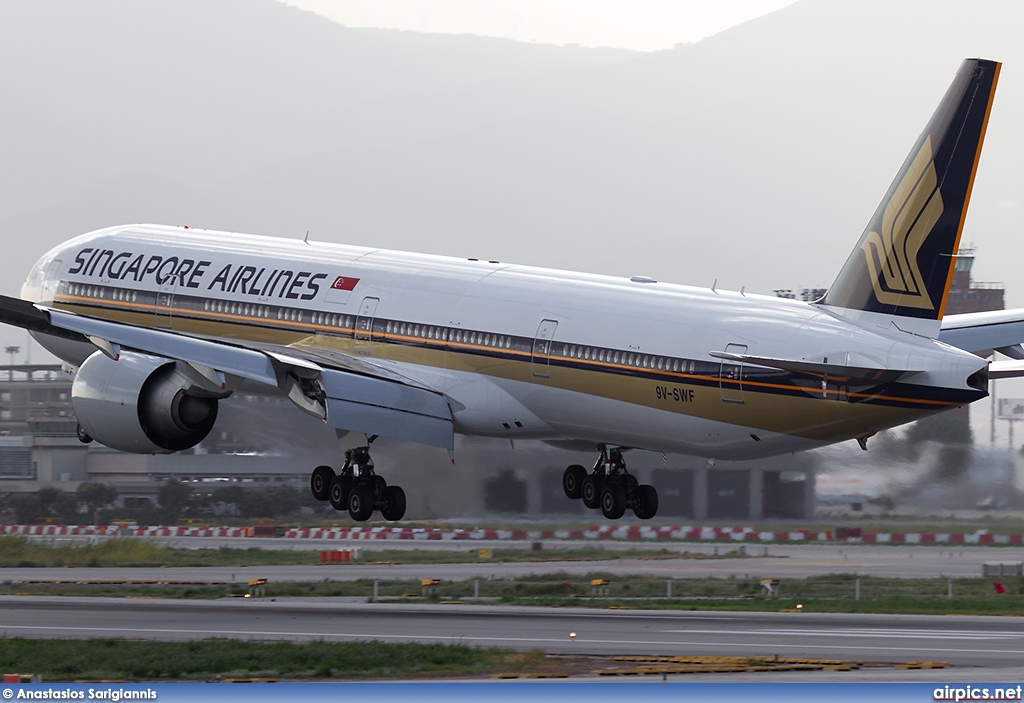 9V-SWF, Boeing 777-300ER, Singapore Airlines