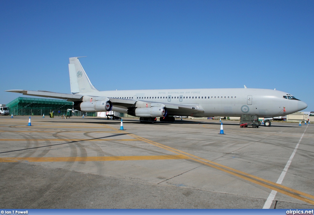 A20-261, Boeing 707-300C, Royal Australian Air Force