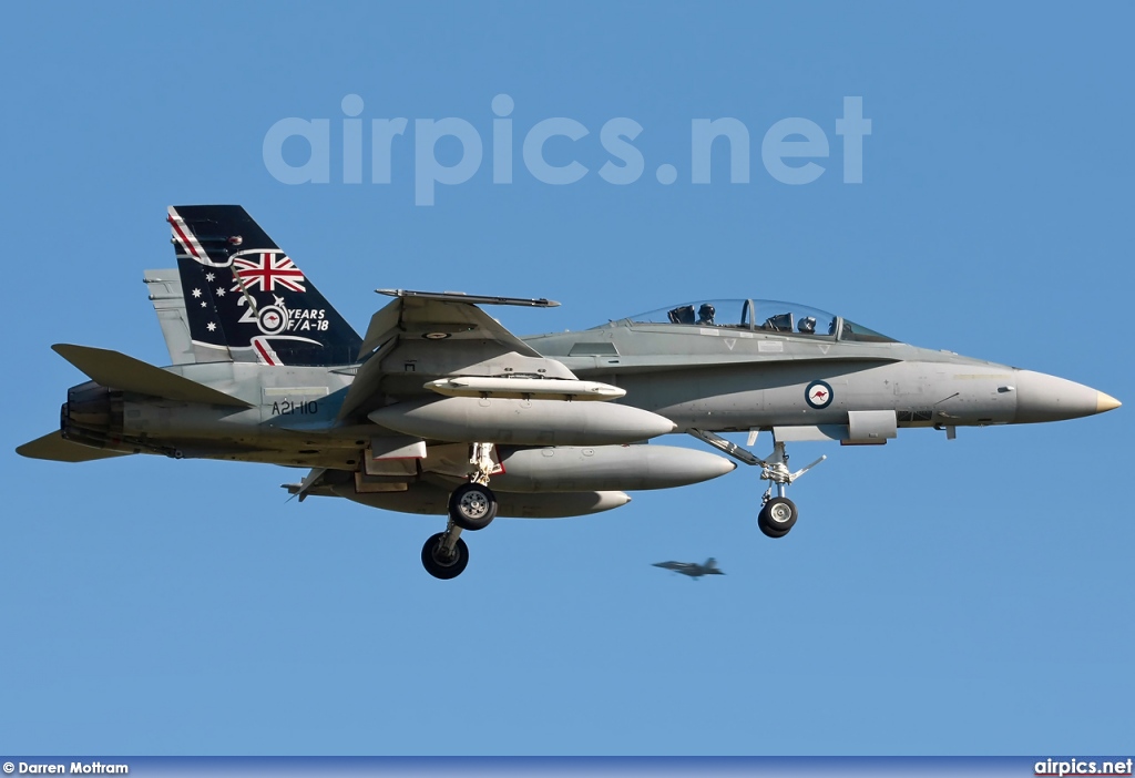 A21-110, Boeing (McDonnell Douglas) F/A-18B Hornet, Royal Australian Air Force