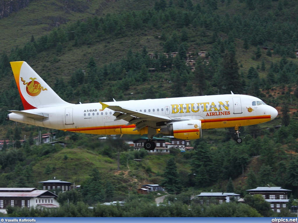 A5-BAB, Airbus A319-100, Bhutan Airlines