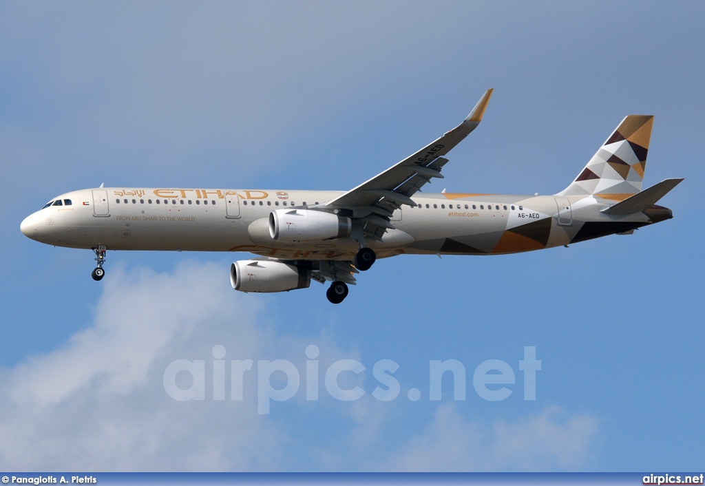 A6-AED, Airbus A321-200, Etihad Airways